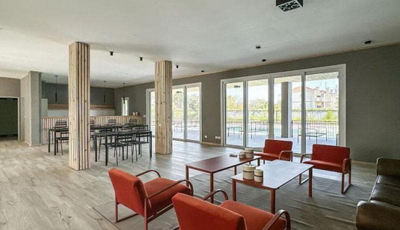 4-Room Apartment for Sale with Garden and Garage in Pilar