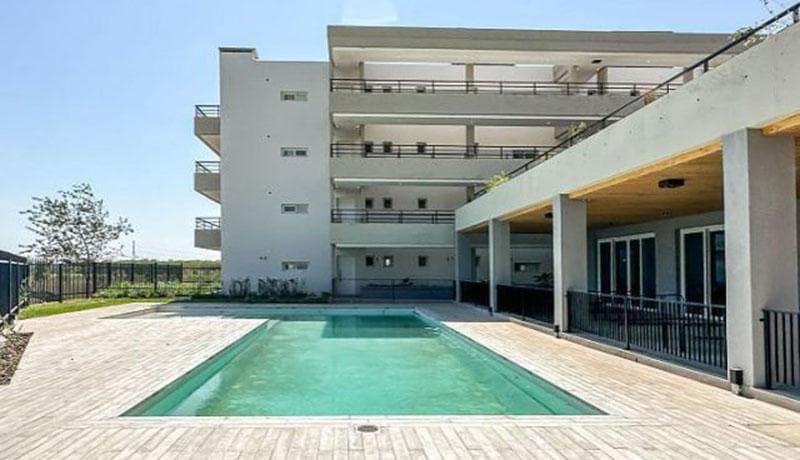 4-Room Apartment for Sale with Garden and Garage in Pilar