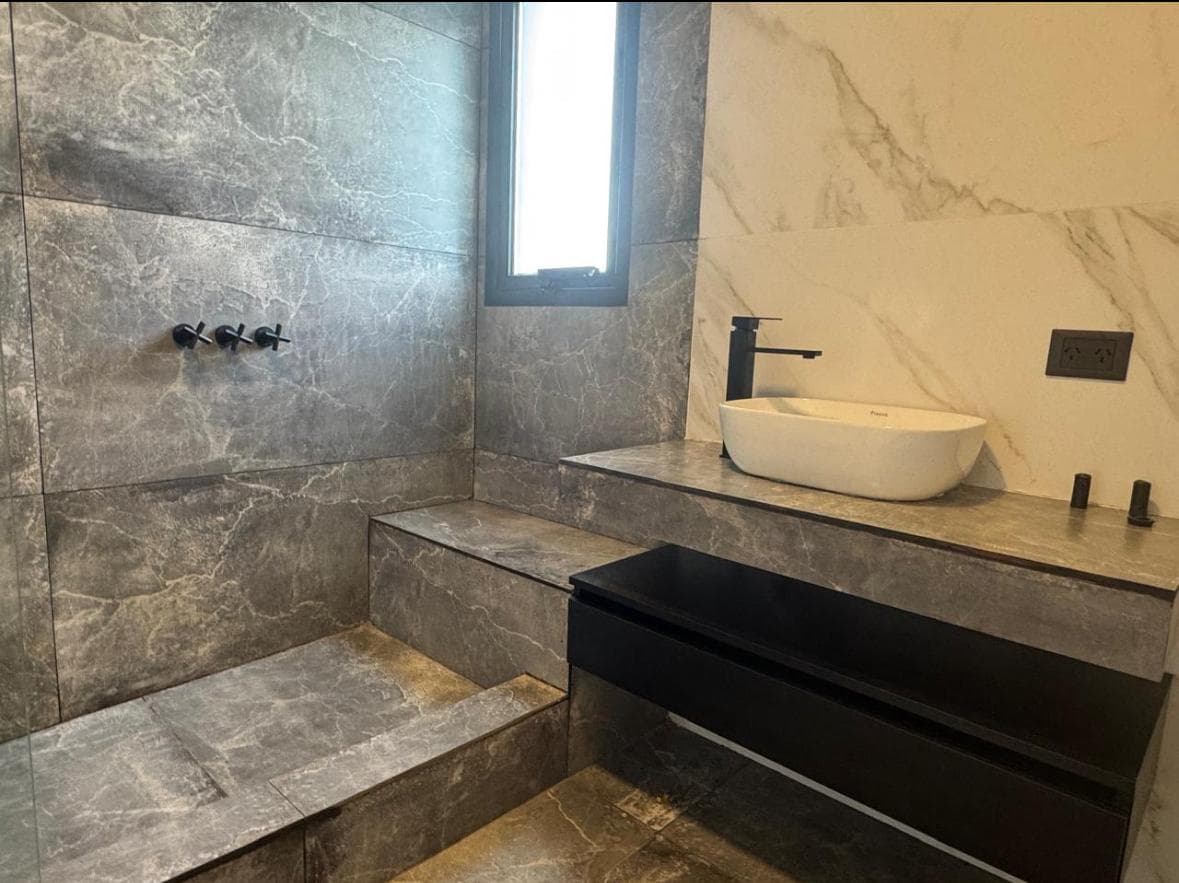 Modern-Style House for Sale - In El Ensueño