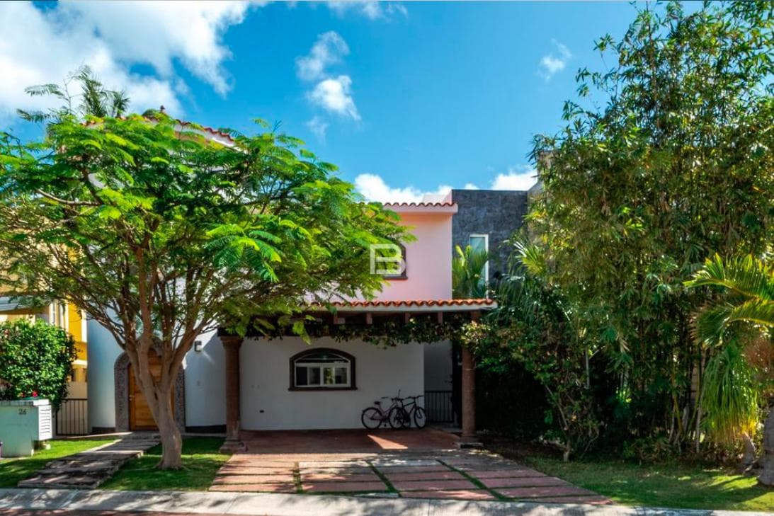 House for Sale in Isla Dorada, Cancún