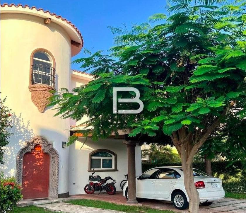 House for Sale in Isla Dorada, Cancún