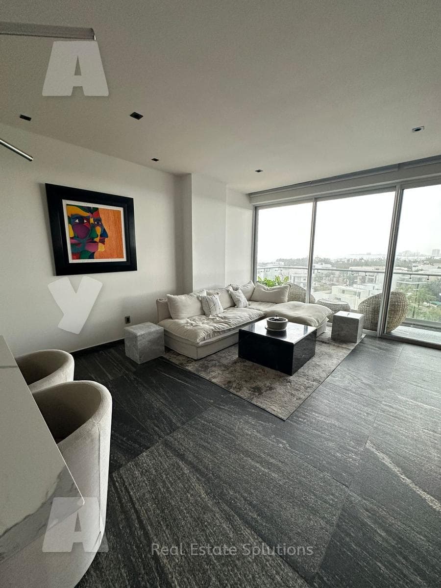Apartment for Sale, LUXURIOUS AND RENOVATED/CONVERTED to a 2-Bedroom Unit, RIVA, Puerto Cancún