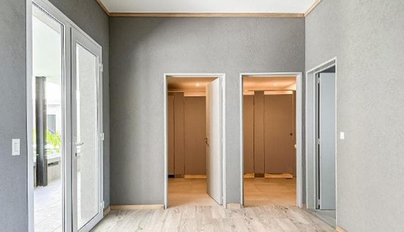 2.5-Room Ground-Floor Apartment for Sale with Garden and Garage in Pilar