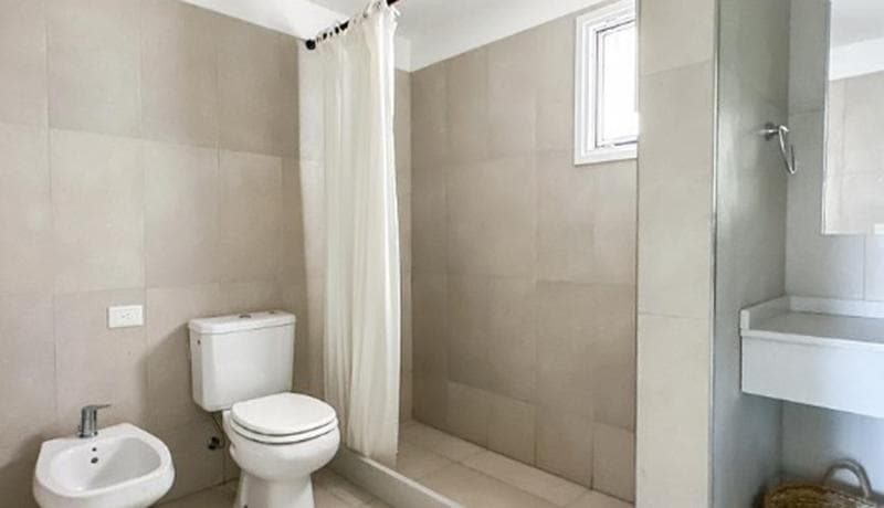 2.5-Room Ground-Floor Apartment for Sale with Garden and Garage in Pilar
