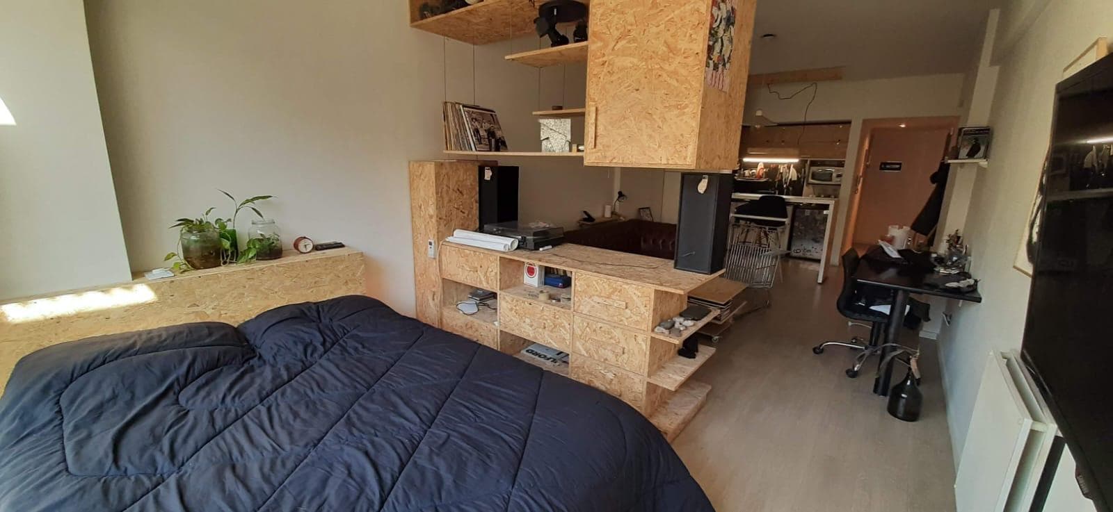 APARTMENT FOR SALE IN SAN CRISTOBAL: STUDIO APARTMENT WITH A FRONT BALCONY