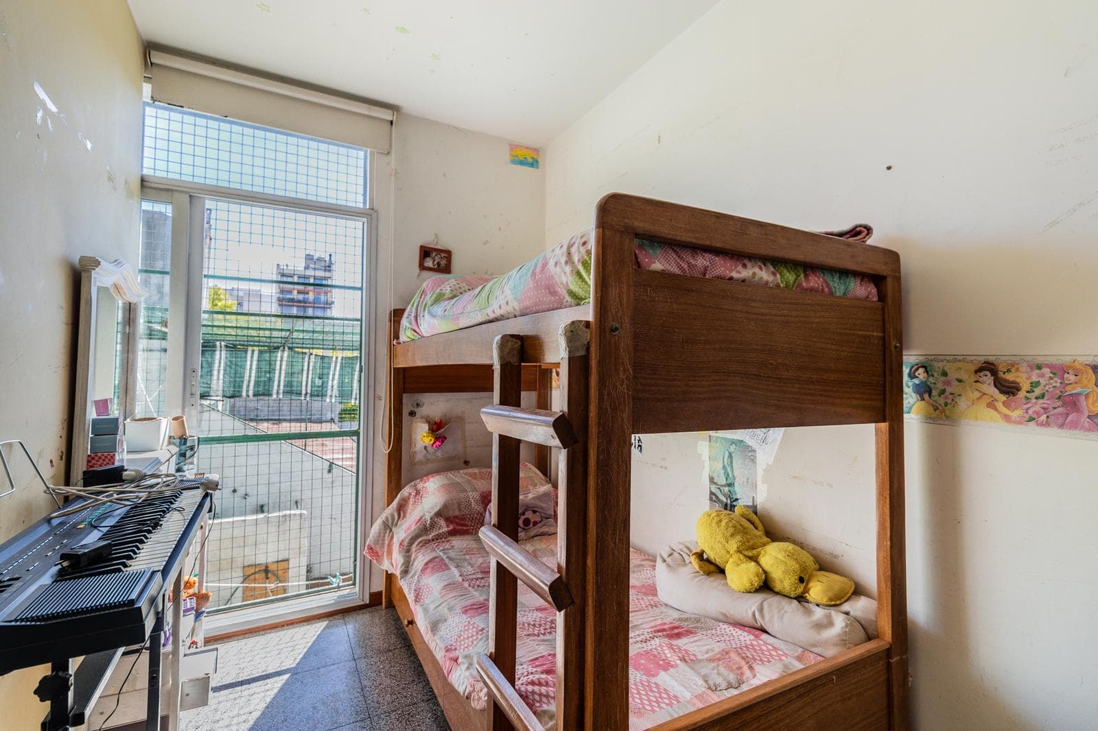 House with an apartment, plus a large storage room and parking spaces on its own lot. Excellent neighborhood!!