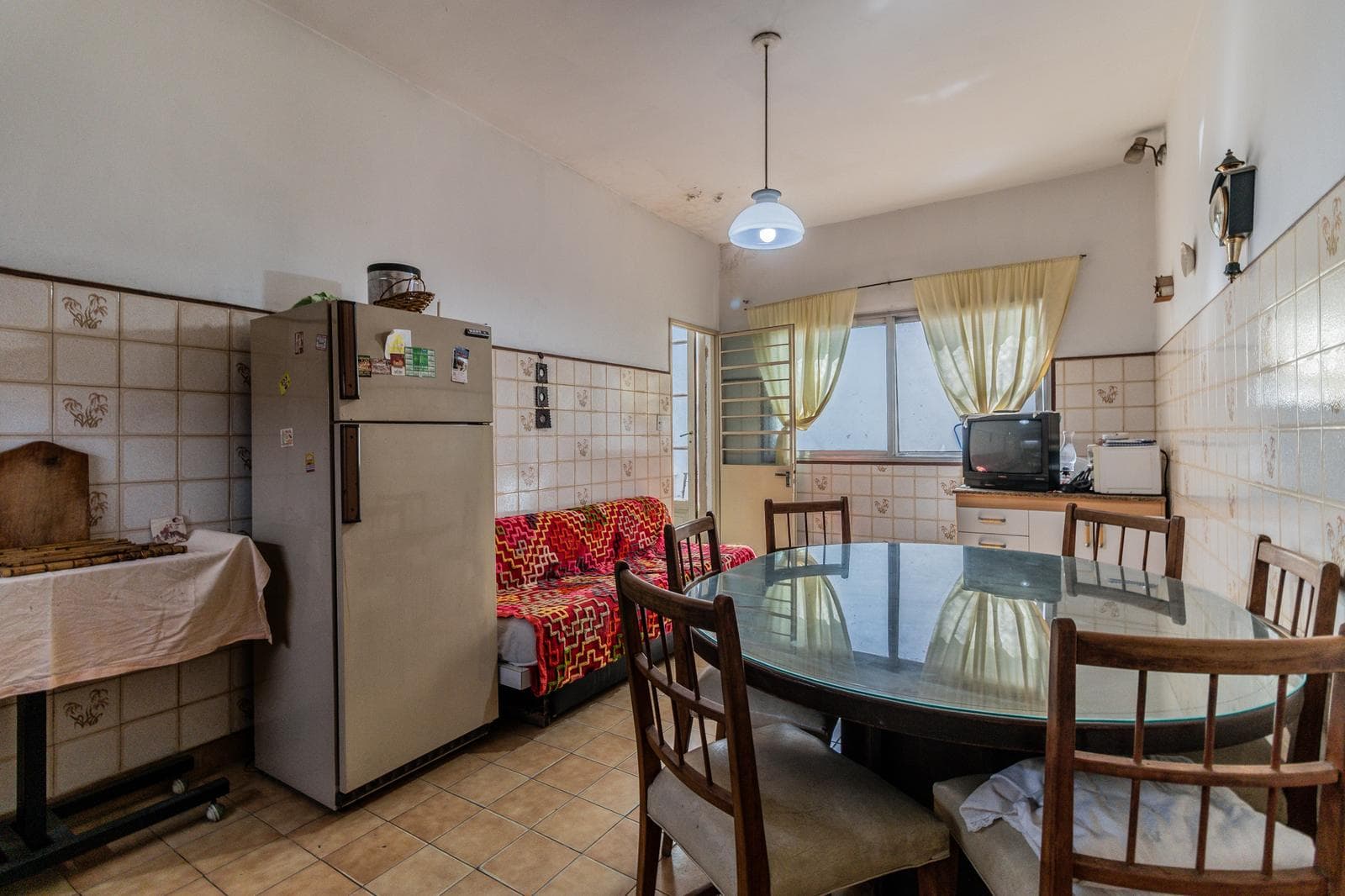 House with an apartment, plus a large storage room and parking spaces on its own lot. Excellent neighborhood!!