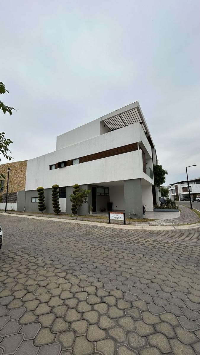 House for Sale – Parque Coahuila - Lomas de Angelópolis