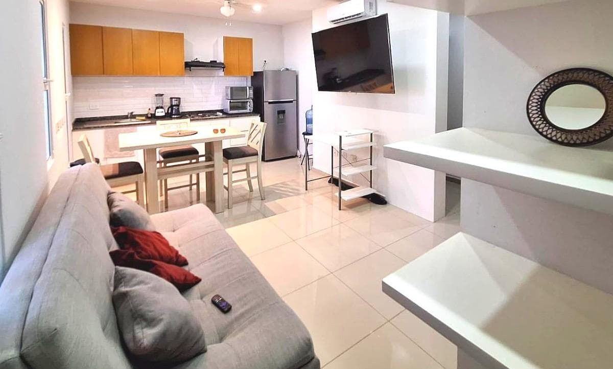 DEPARTAMENTO EN EL CENTRO 2 REC CON ROOFTOP Y JACUZZI EN PLAYA DEL CARMEN