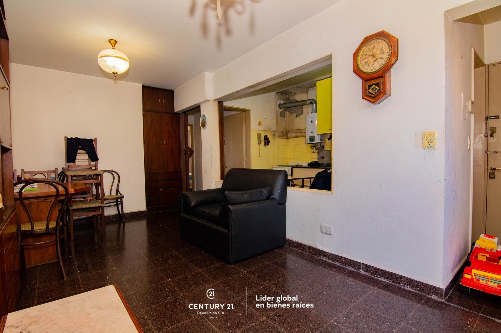 2-bedroom apartment with a balcony, Lourdes, Rosario
