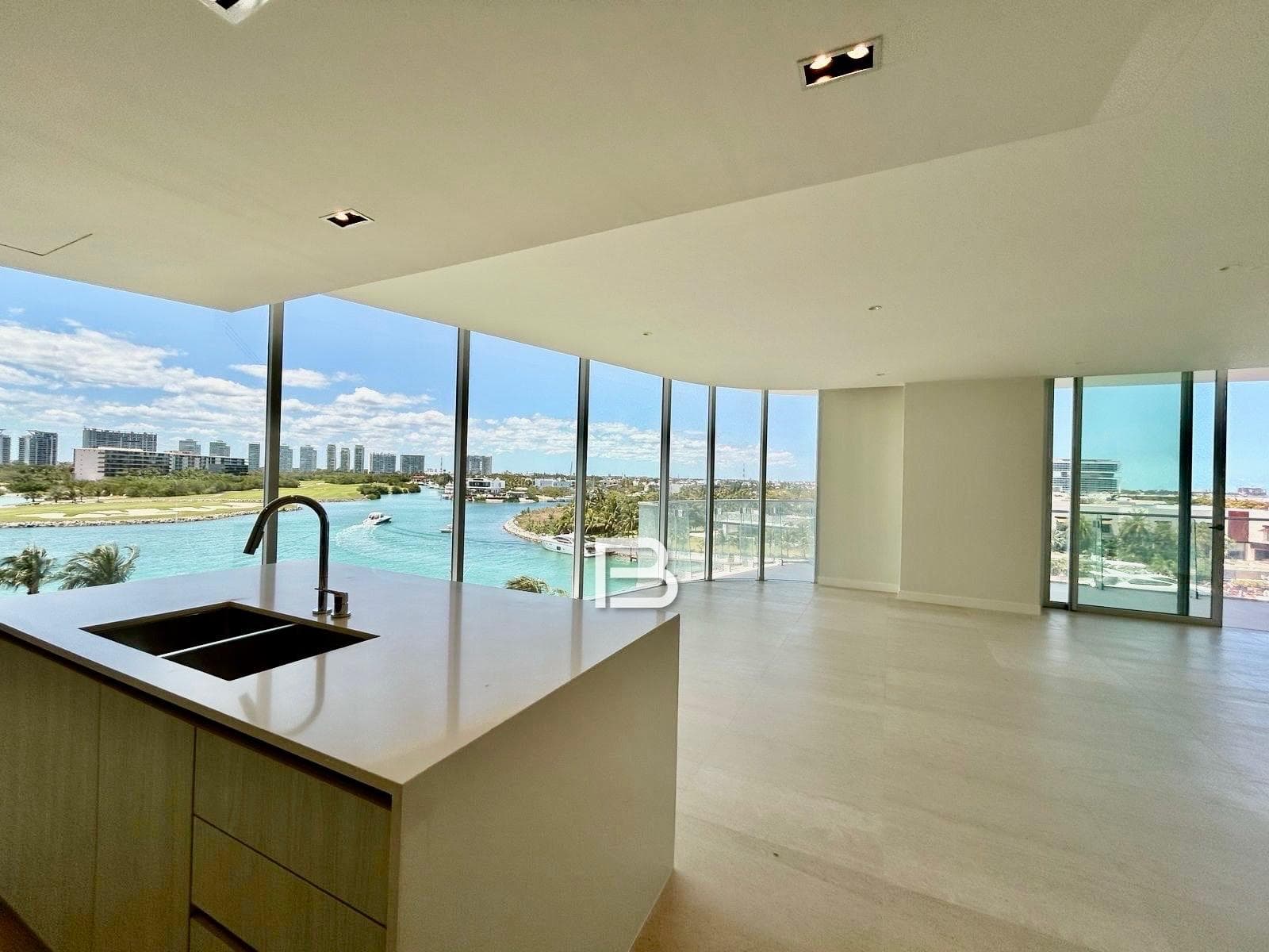 Exclusive Condo for Sale at SLS Harbour Beach, Puerto Cancún