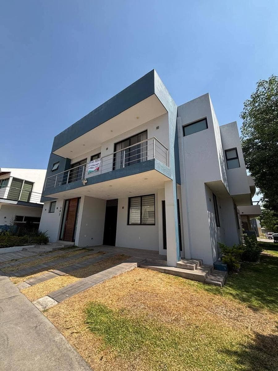 House in the Del Piilar Subdivision