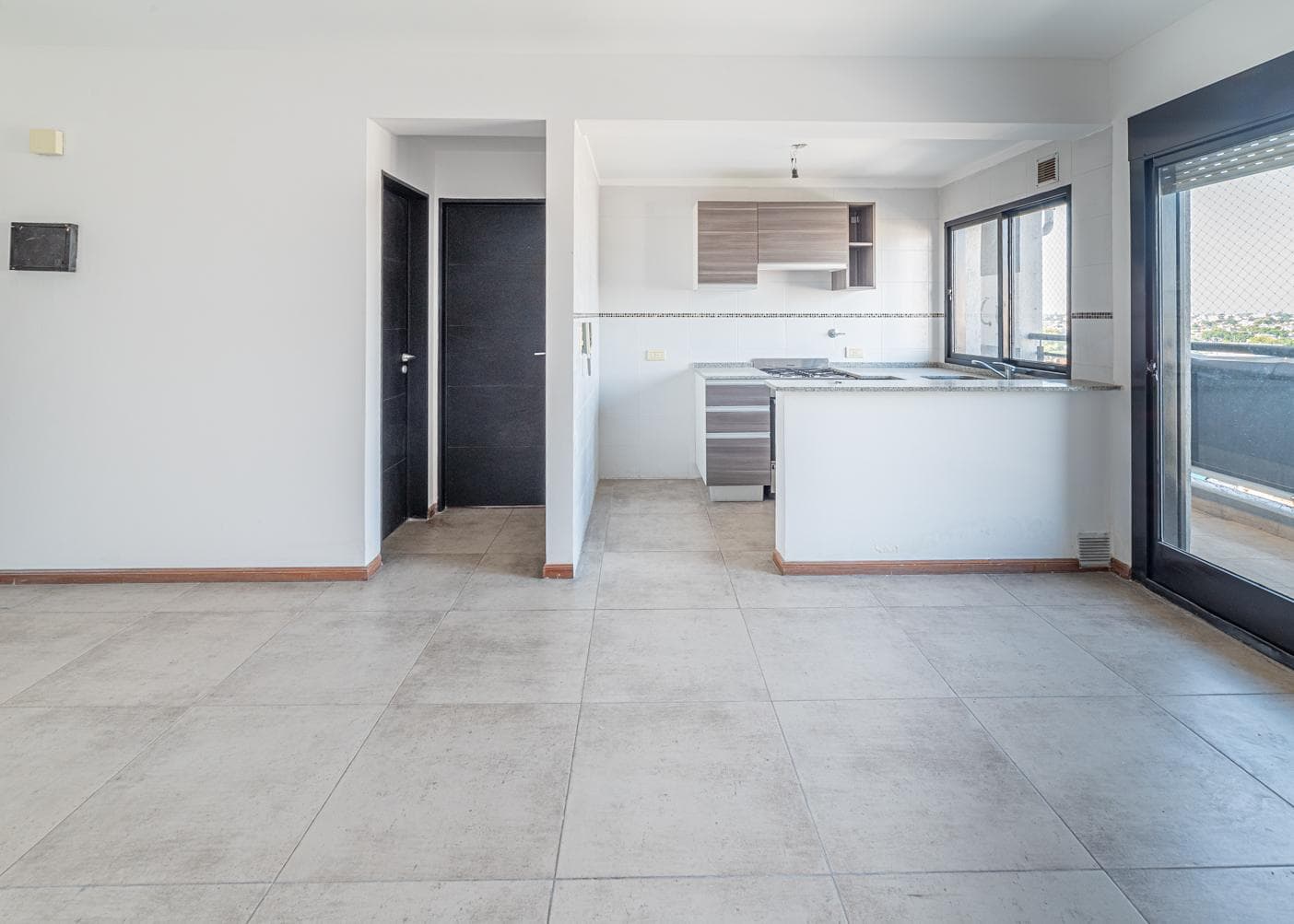 2-Room Apartment for Sale in San Martin