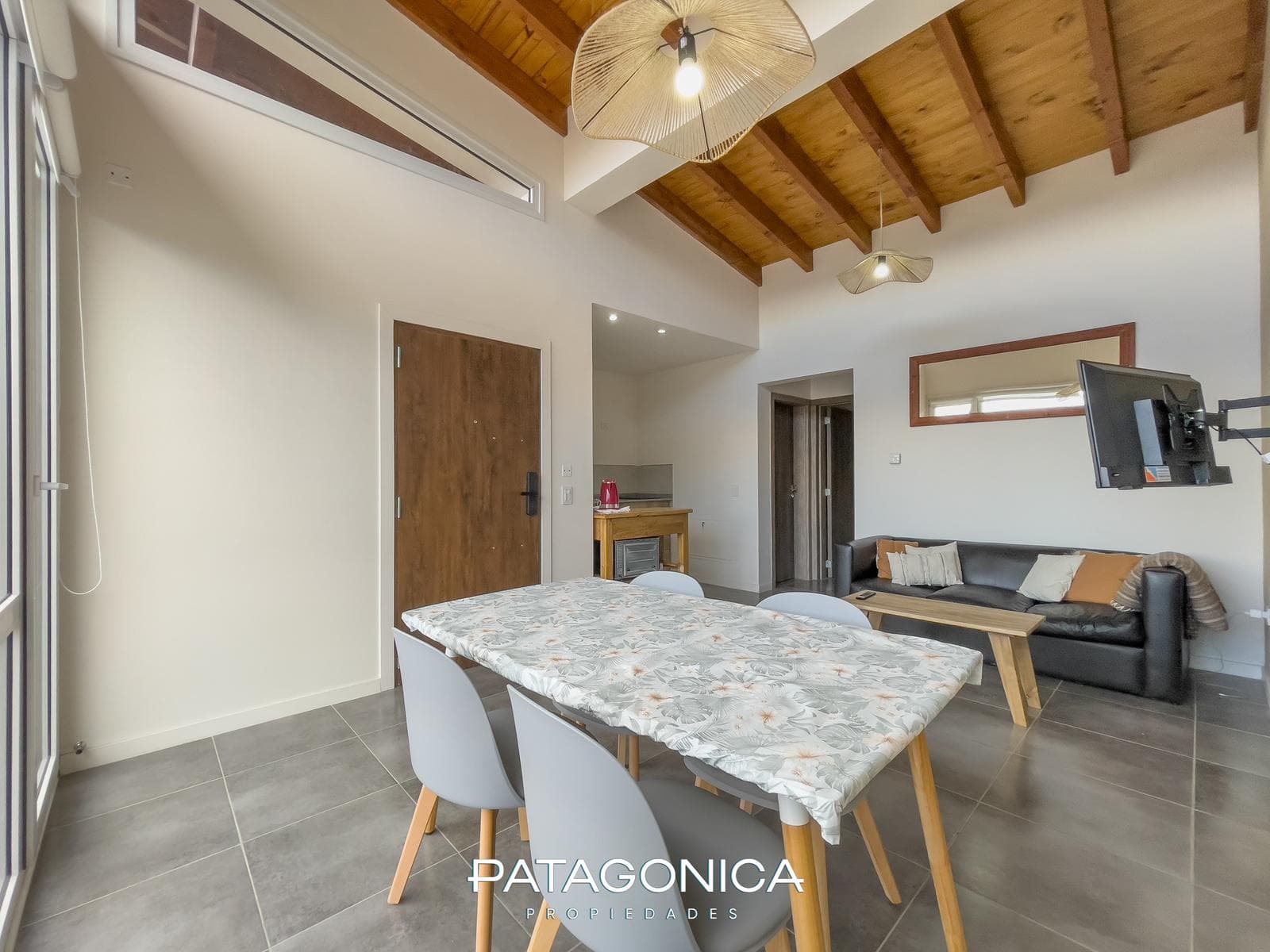 FOR SALE: 2-ROOM APARTMENT, 42 m², FURNISHED, DOWNTOWN VILLA LA ANGOSTURA