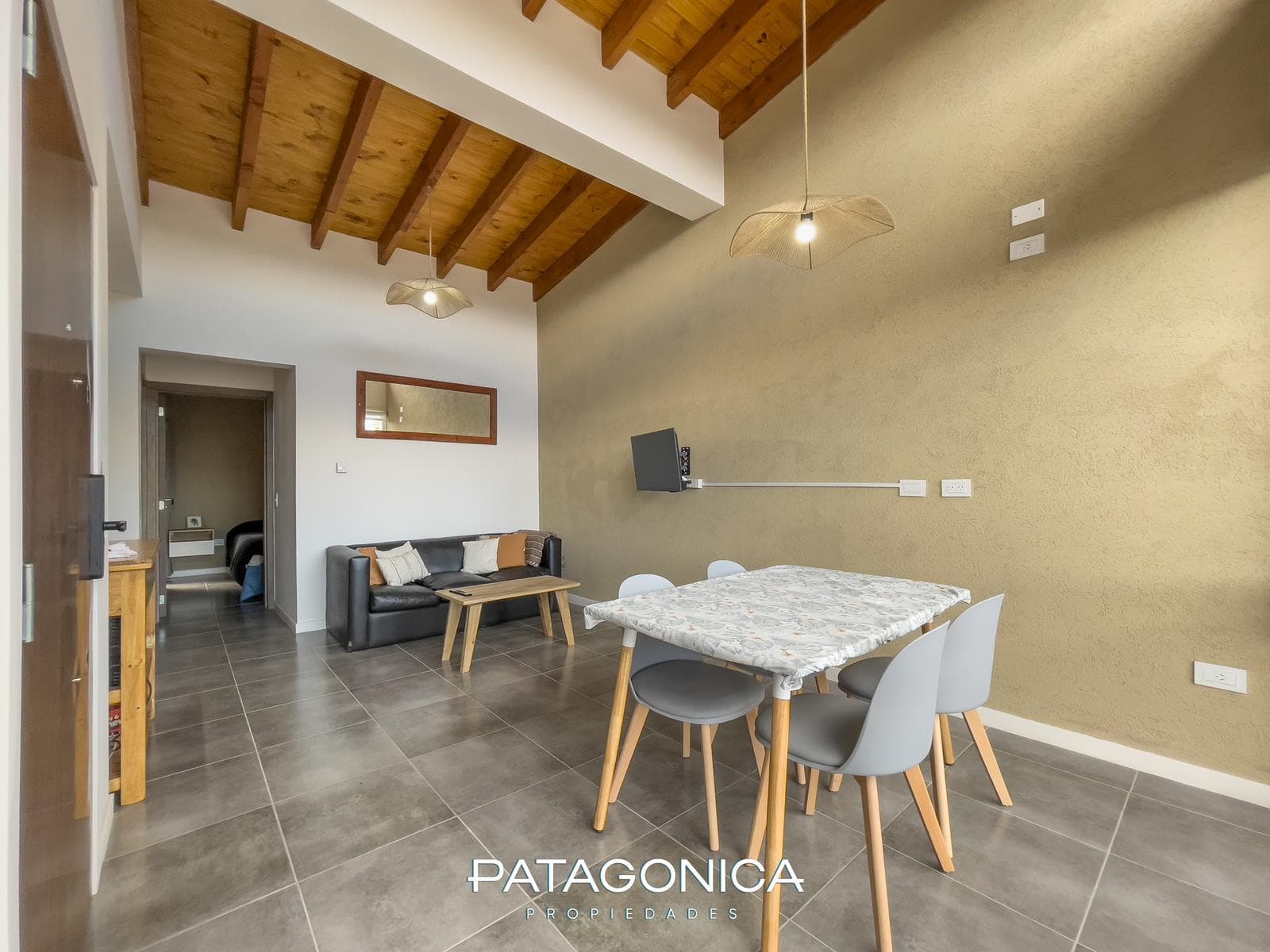 FOR SALE: 2-ROOM APARTMENT, 42 m², FURNISHED, DOWNTOWN VILLA LA ANGOSTURA