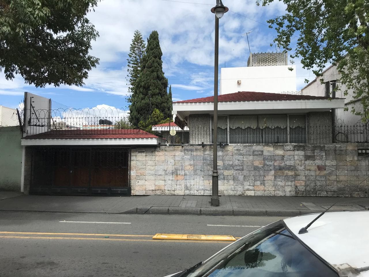 House for Sale on Av. General José Vicente Villada, La Merced