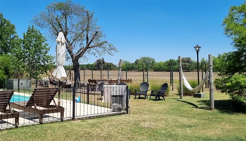 Country-Style House for Sale in Manzanares Pilar, San Francisco