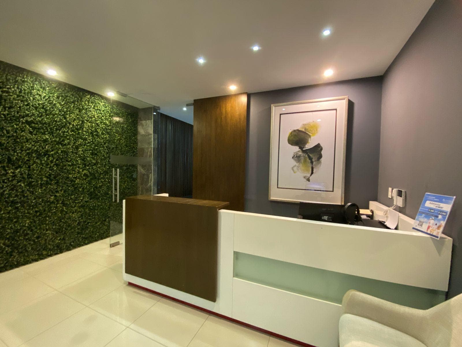 OFFICE FOR SALE AT SPECTRUM CANCÚN ON AVENIDA BONAMPAK, 147 M2