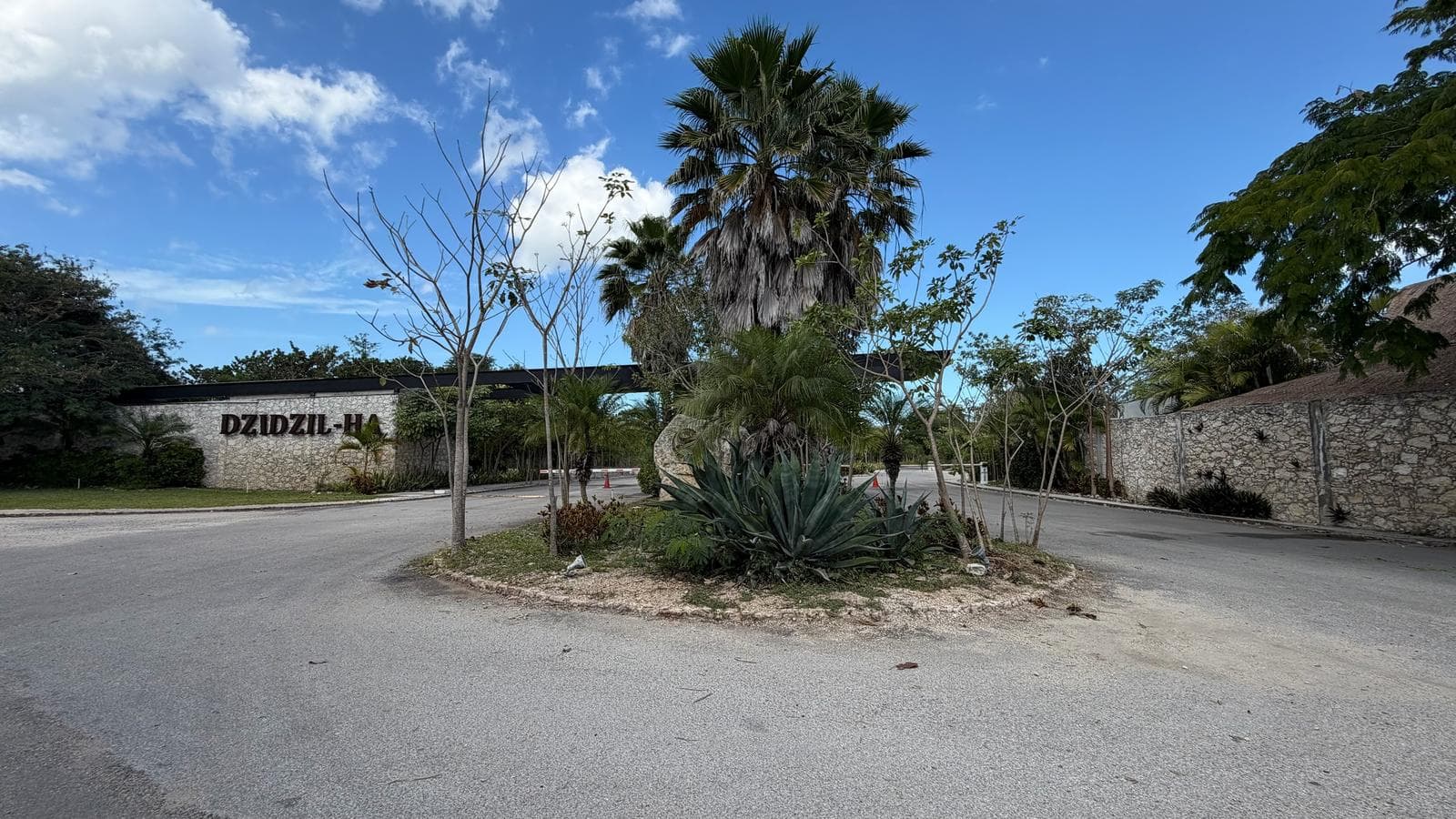 Land for Sale on the Dzidzil-ha Private Road