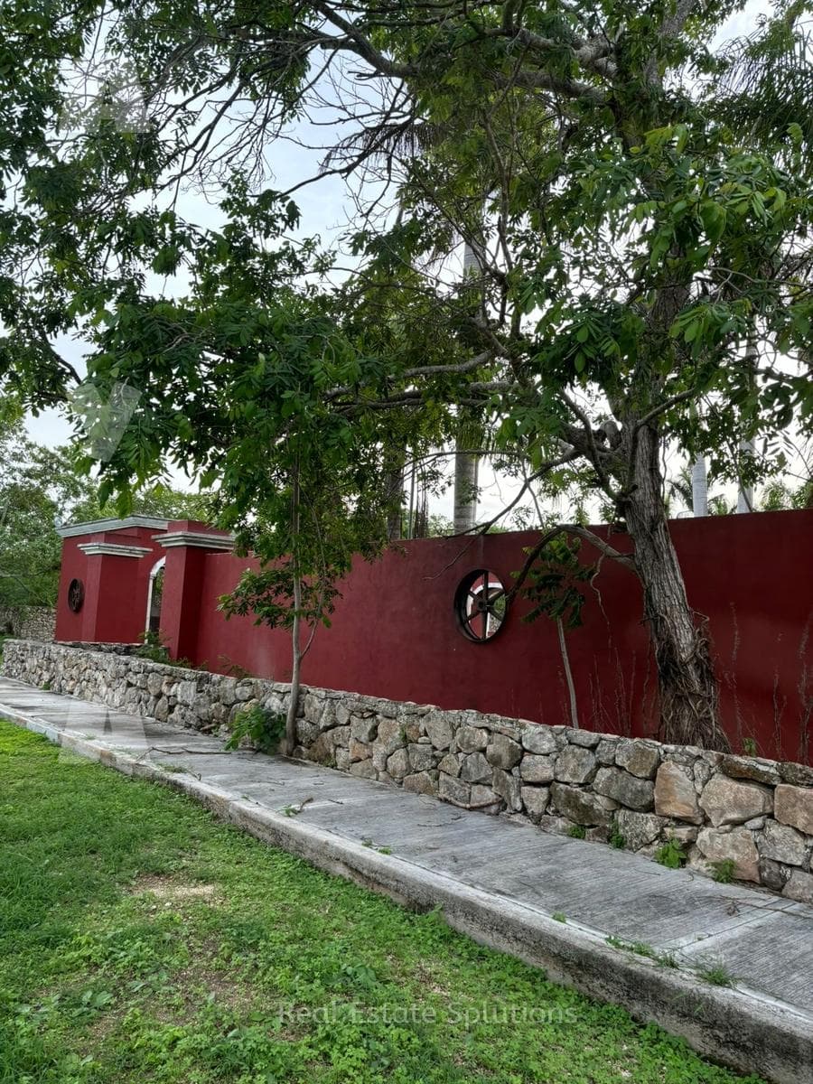 Hacienda House for Sale, 9 Has, Chicxulub, Ixil, Yucatán, Mexico
