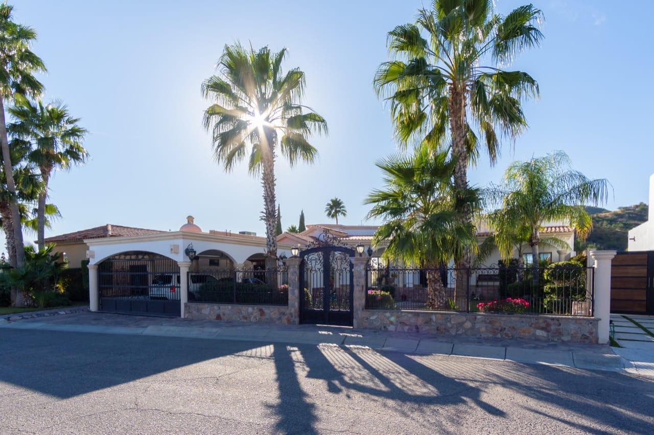 House for Sale in Hacienda Residencial