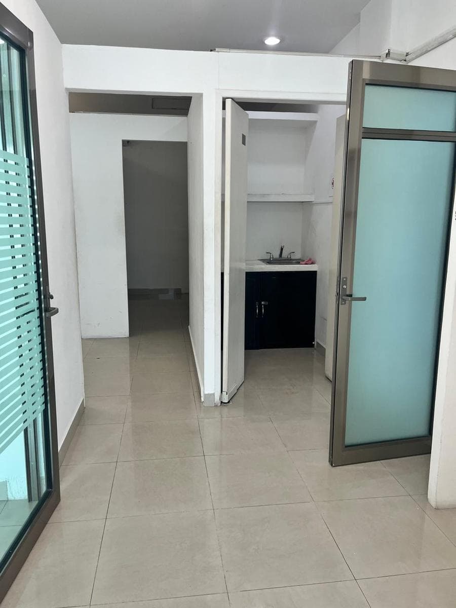 Office at PLAZA CANAIMA