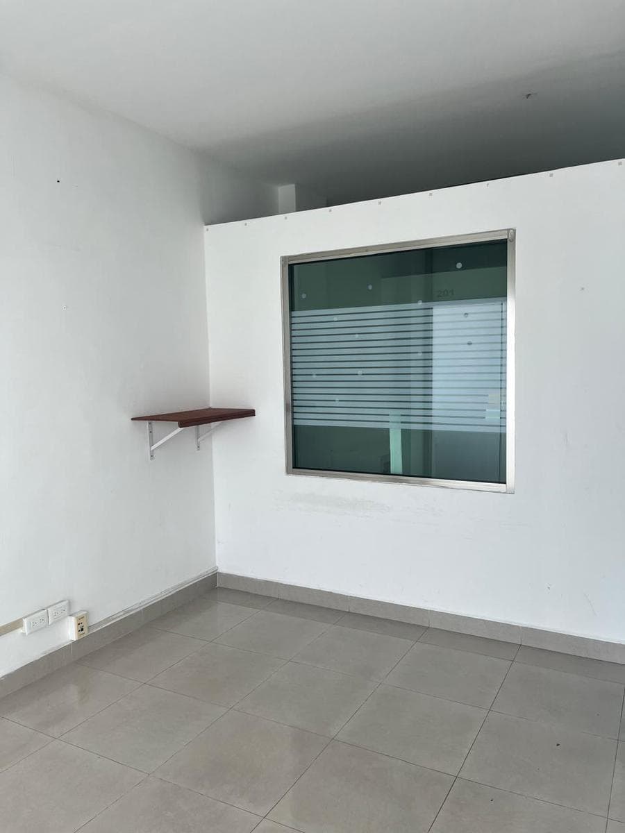 Office at PLAZA CANAIMA
