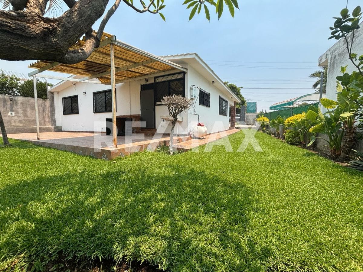 House for Sale in Morelos, Amates de Oaxtepec Subdivision