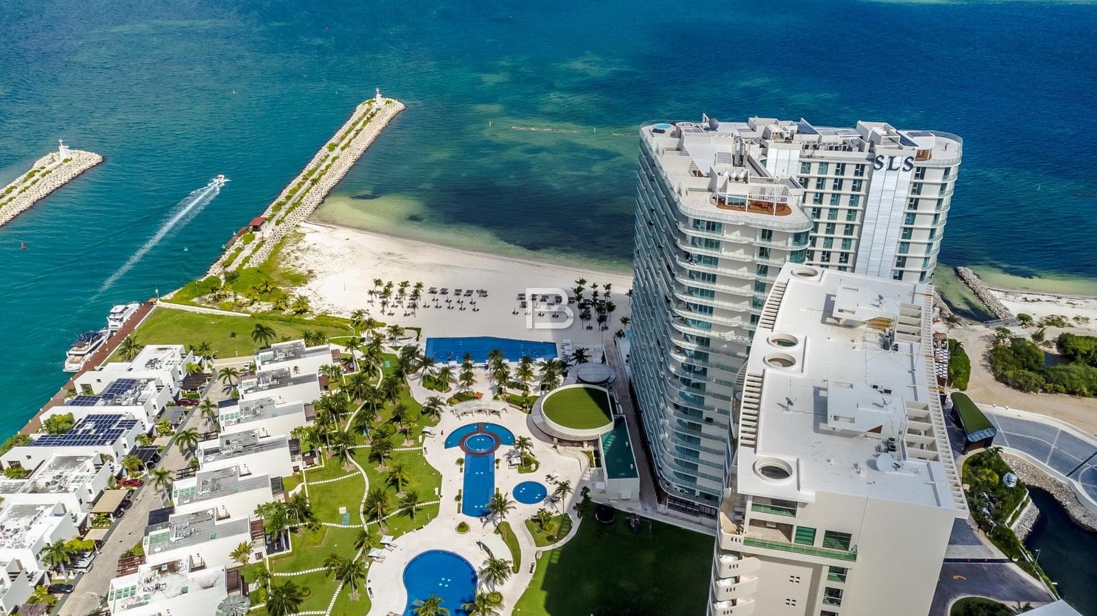 SLS Hotel & Residences: Apartment for Sale in Puerto Cancun