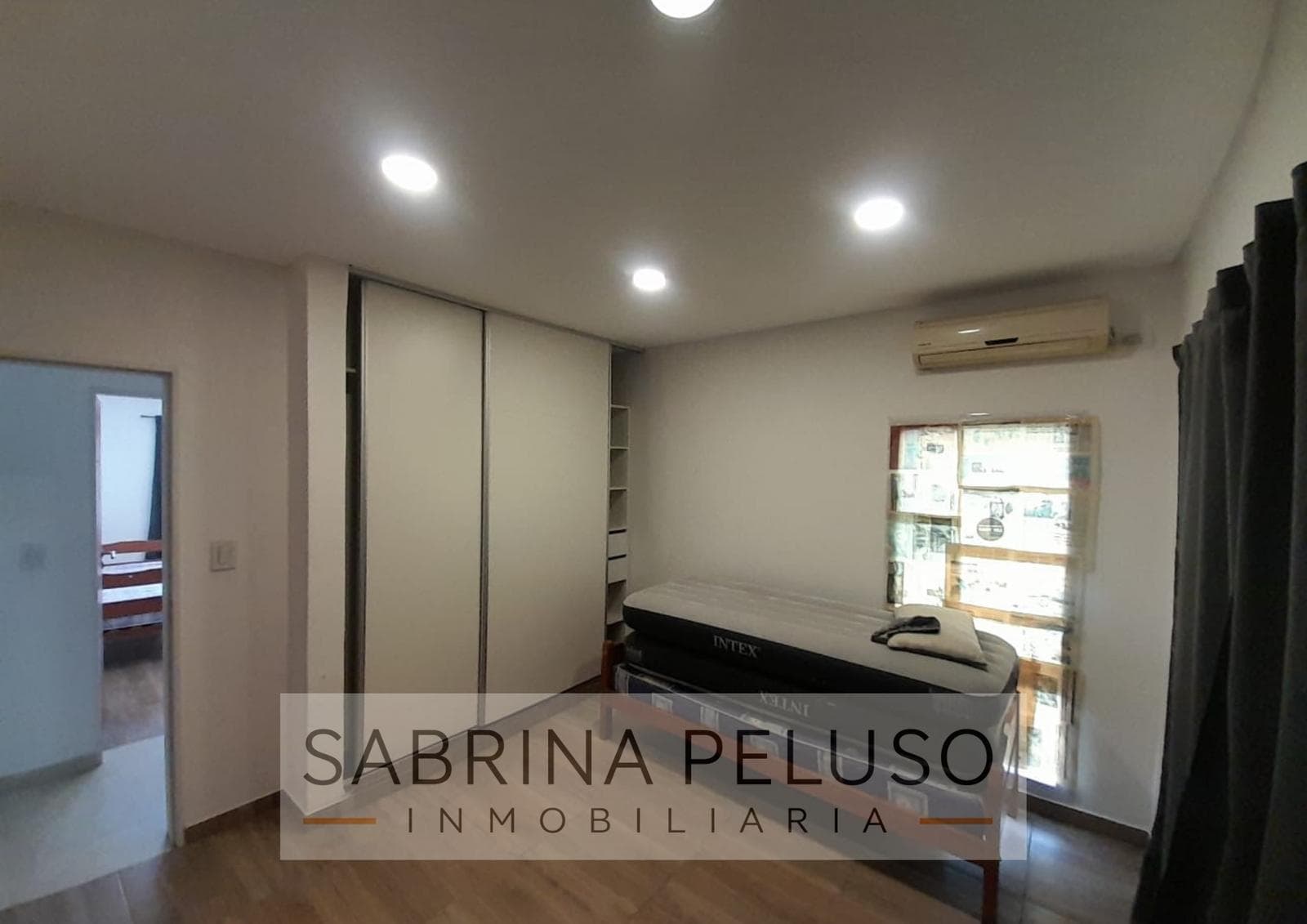 MINIMALIST TWO-STORY HOUSE - 5 ROOMS FOR SALE - PASO DEL REY