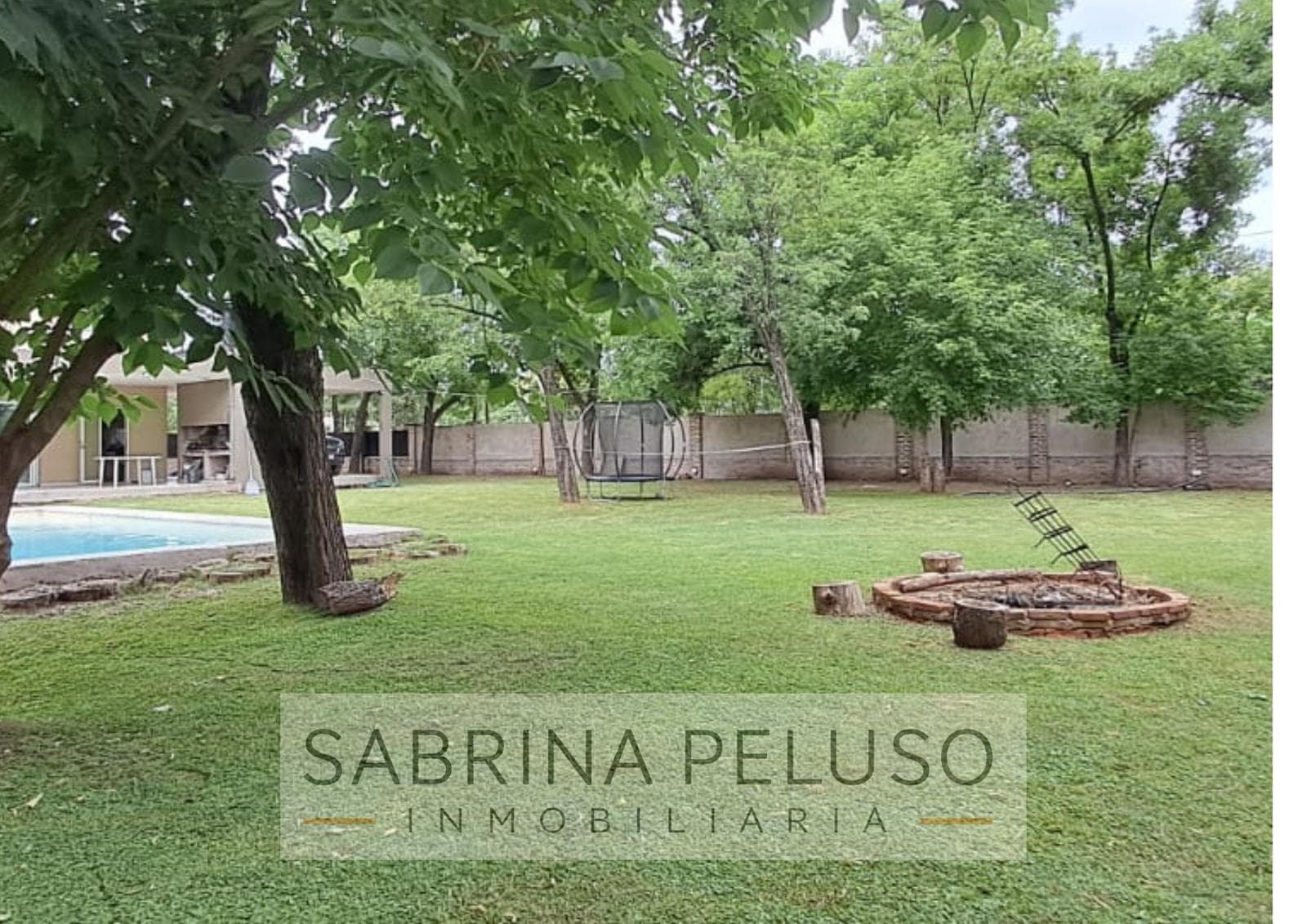 MINIMALIST TWO-STORY HOUSE - 5 ROOMS FOR SALE - PASO DEL REY