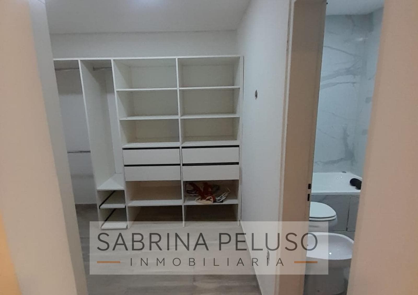 MINIMALIST TWO-STORY HOUSE - 5 ROOMS FOR SALE - PASO DEL REY