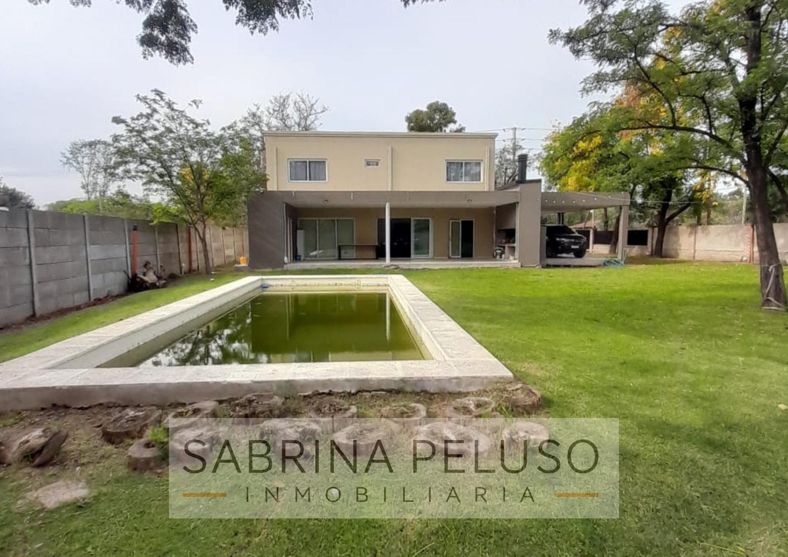 MINIMALIST TWO-STORY HOUSE - 5 ROOMS FOR SALE - PASO DEL REY