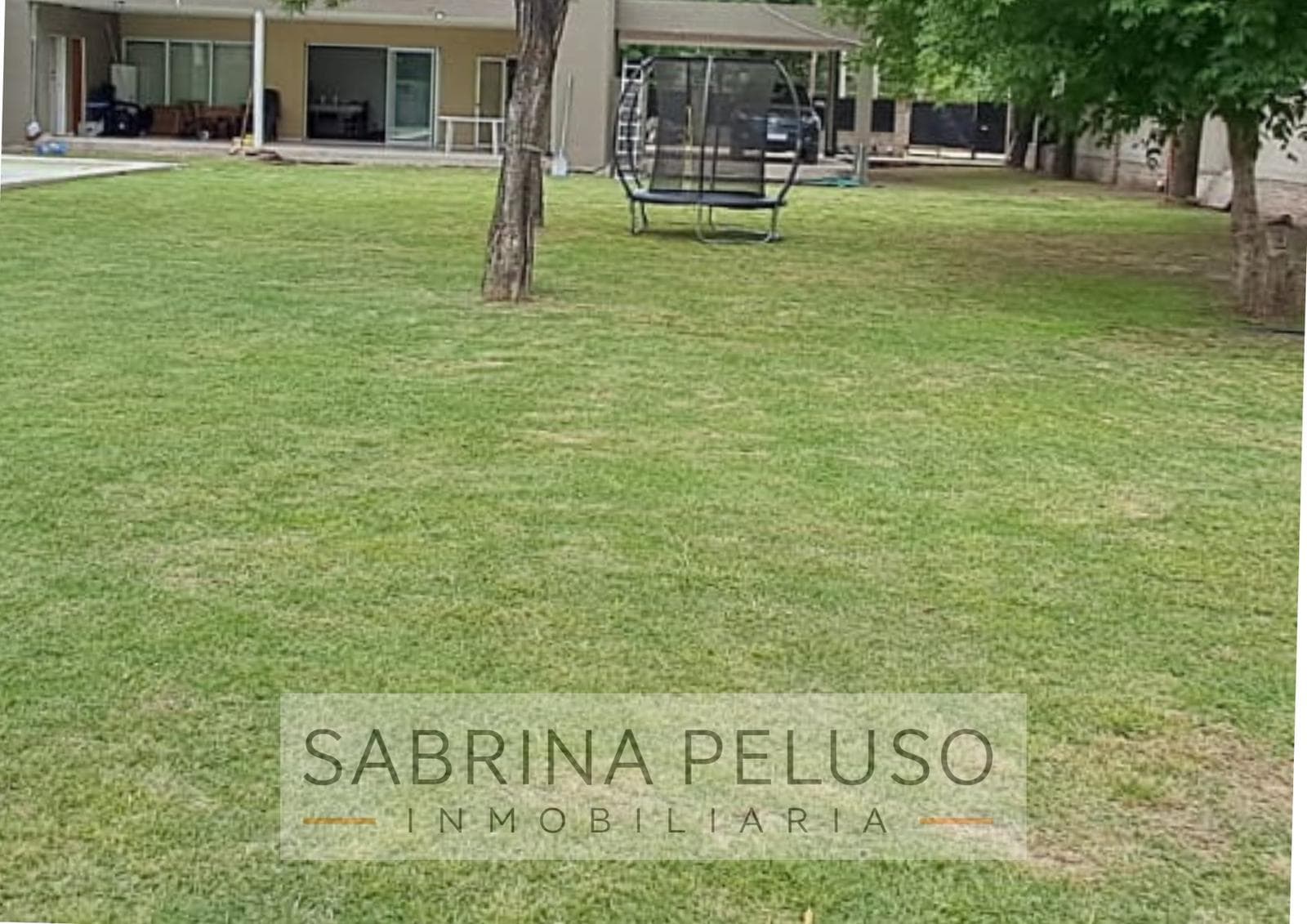 MINIMALIST TWO-STORY HOUSE - 5 ROOMS FOR SALE - PASO DEL REY