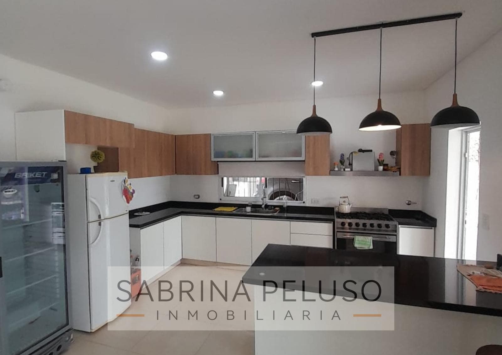 MINIMALIST TWO-STORY HOUSE - 5 ROOMS FOR SALE - PASO DEL REY