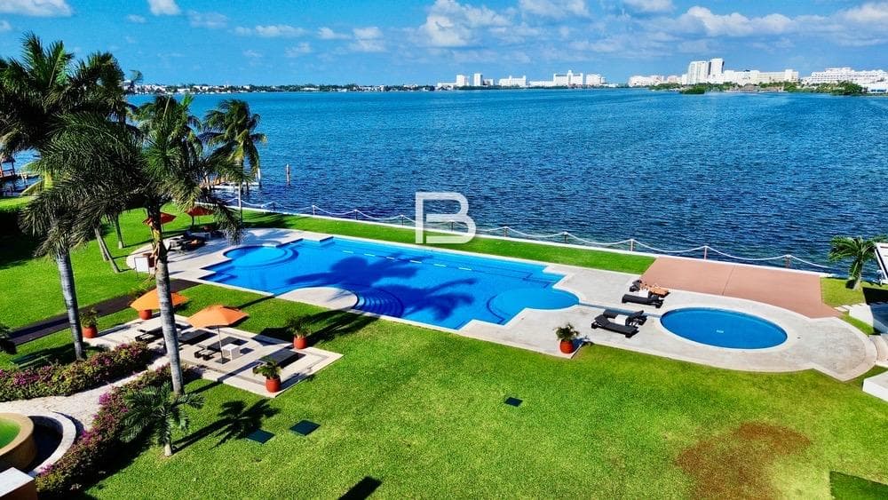 Apartment for Sale in the Isla Dorada Residential Complex