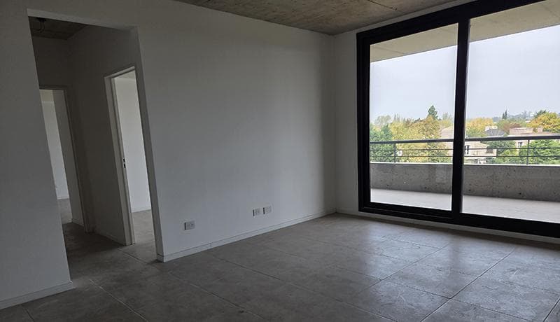 For Sale with Rent: 3-room apartment with balcony and 2 parking spaces in Pilar La Lonja