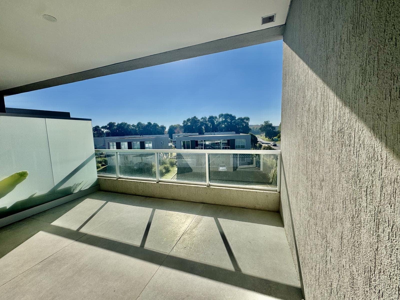4-Room Apartment for Sale in Pilar