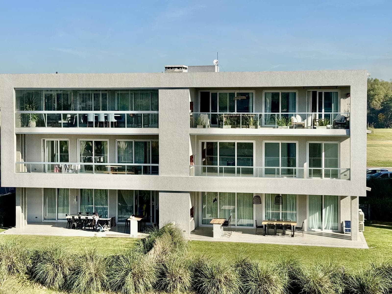 4-Room Apartment for Sale in Pilar