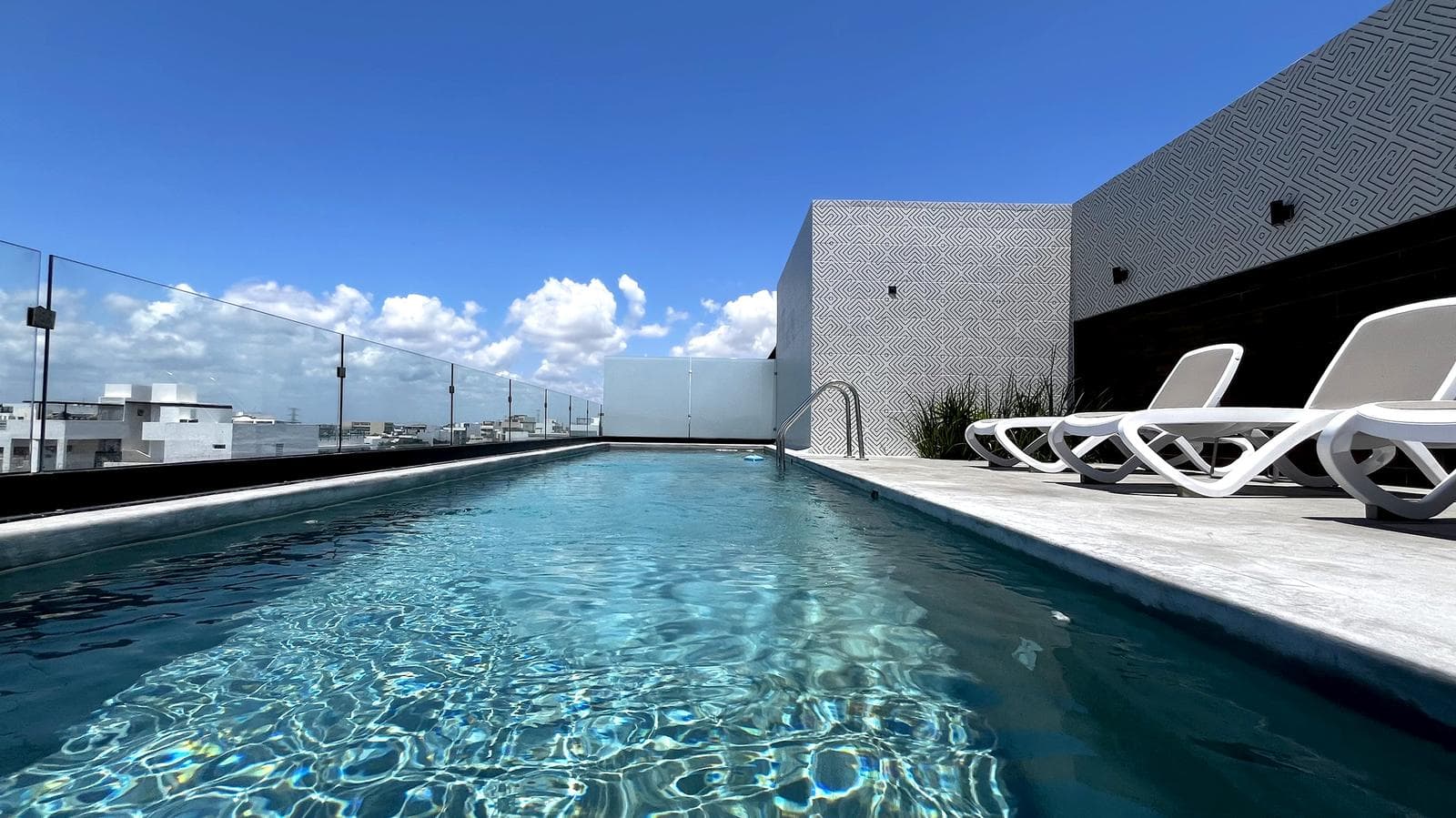 OXYGEN - 1-Bedroom Apartment - Furnished with Rooftop, 5 Minutes from the Beach - Playa del Carmen