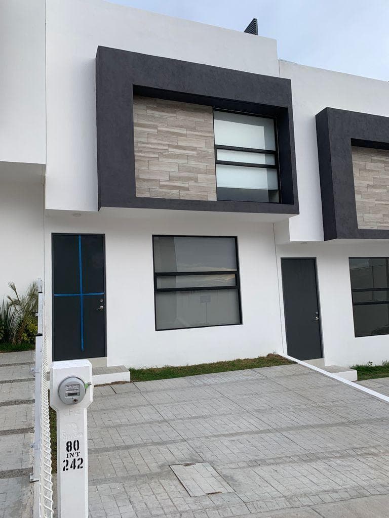 House for Sale in Quinta Cantera