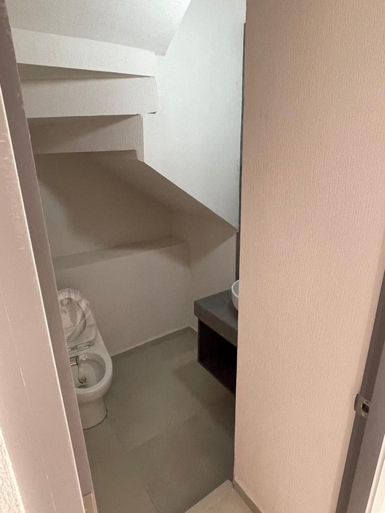 House for Sale in Quinta Cantera