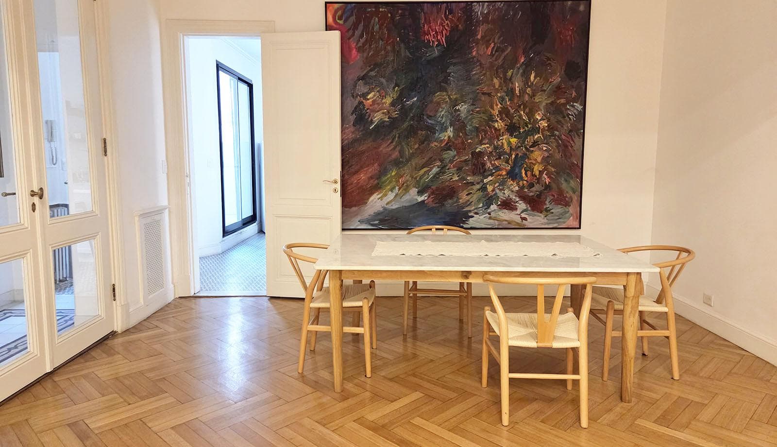 Amazing 4-Bedroom Apartment for Sale Retiro District