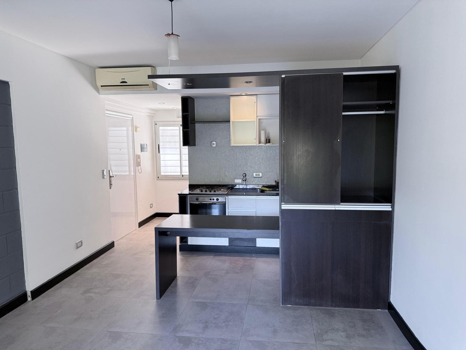 Excellent One-Bedroom Apartment in Palermo Hollywood - Qualifies for a Mortgage - With Rent