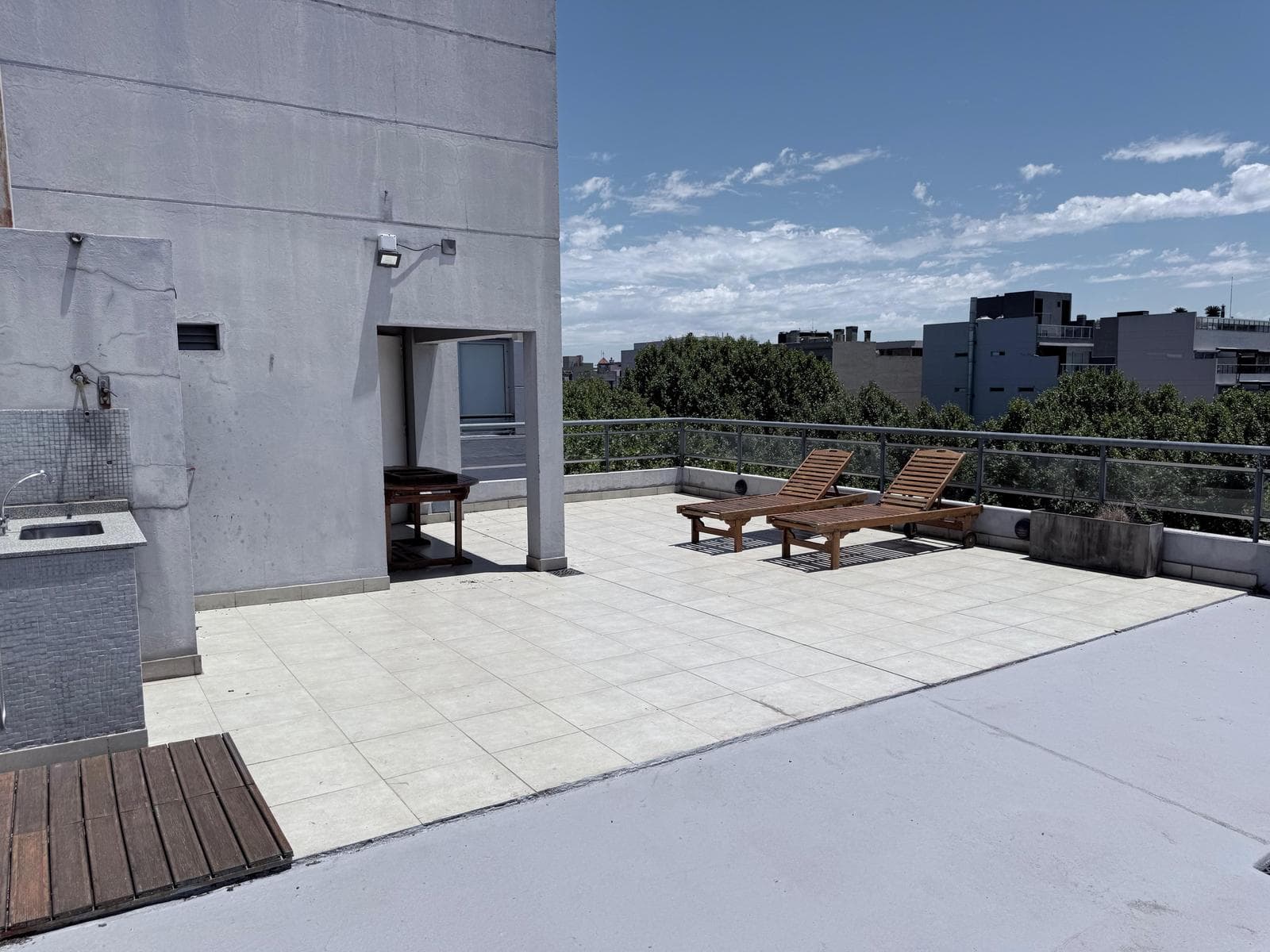 Excellent One-Bedroom Apartment in Palermo Hollywood - Qualifies for a Mortgage - With Rent