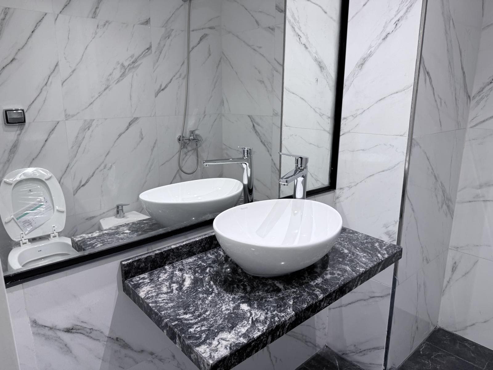 Brand-New Studio Apartment in Monserrat