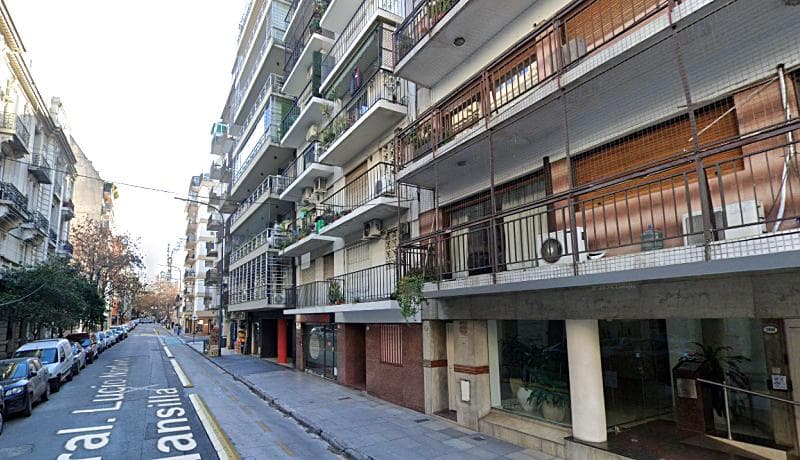 4-Bedroom Apartment for Sale with Balcony and Outbuilding in Barrio Norte