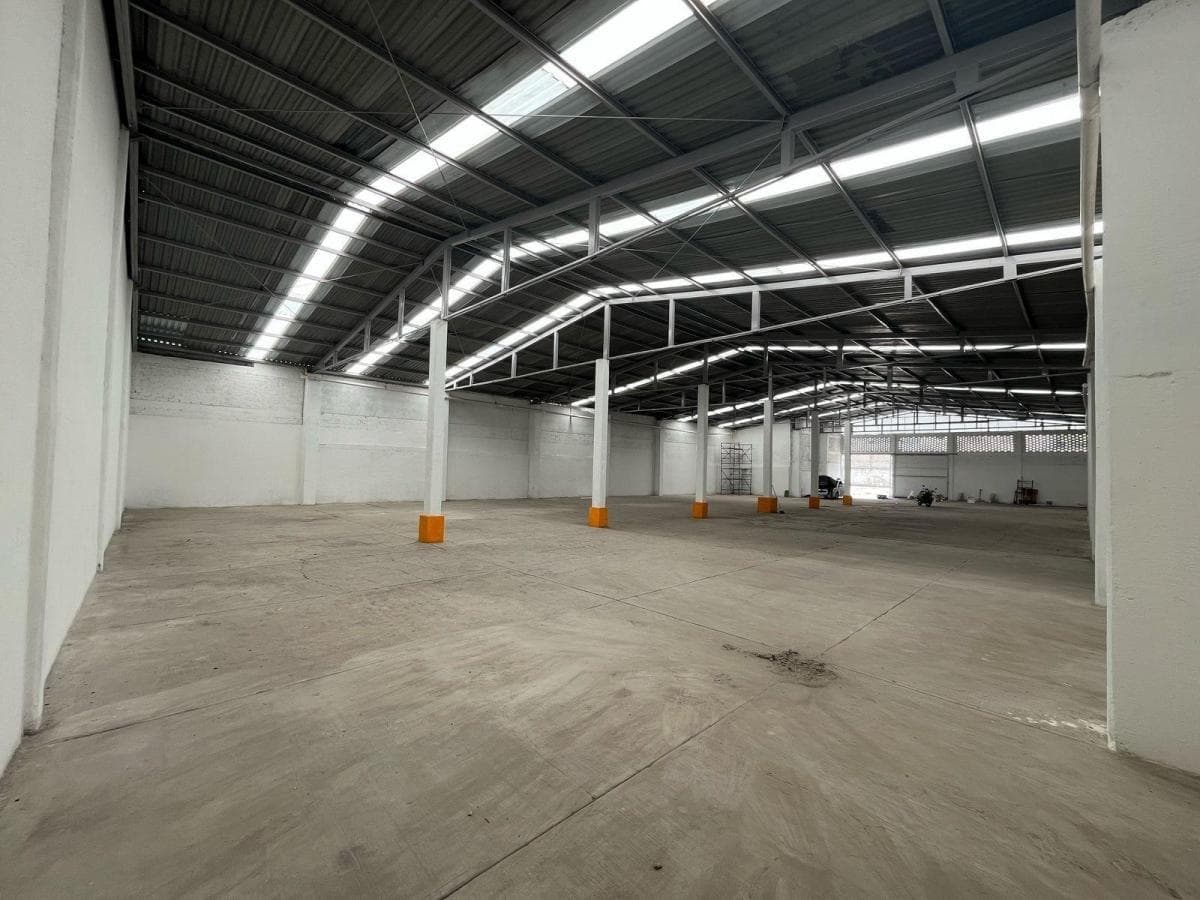 Commercial warehouse in Santa Cecilia, Acatitlán