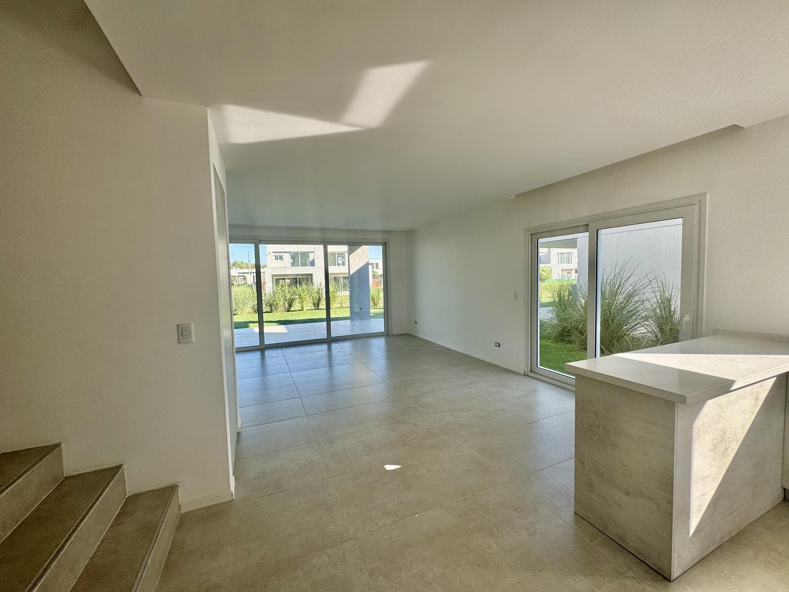 4-Room Apartment for Sale in Pilar