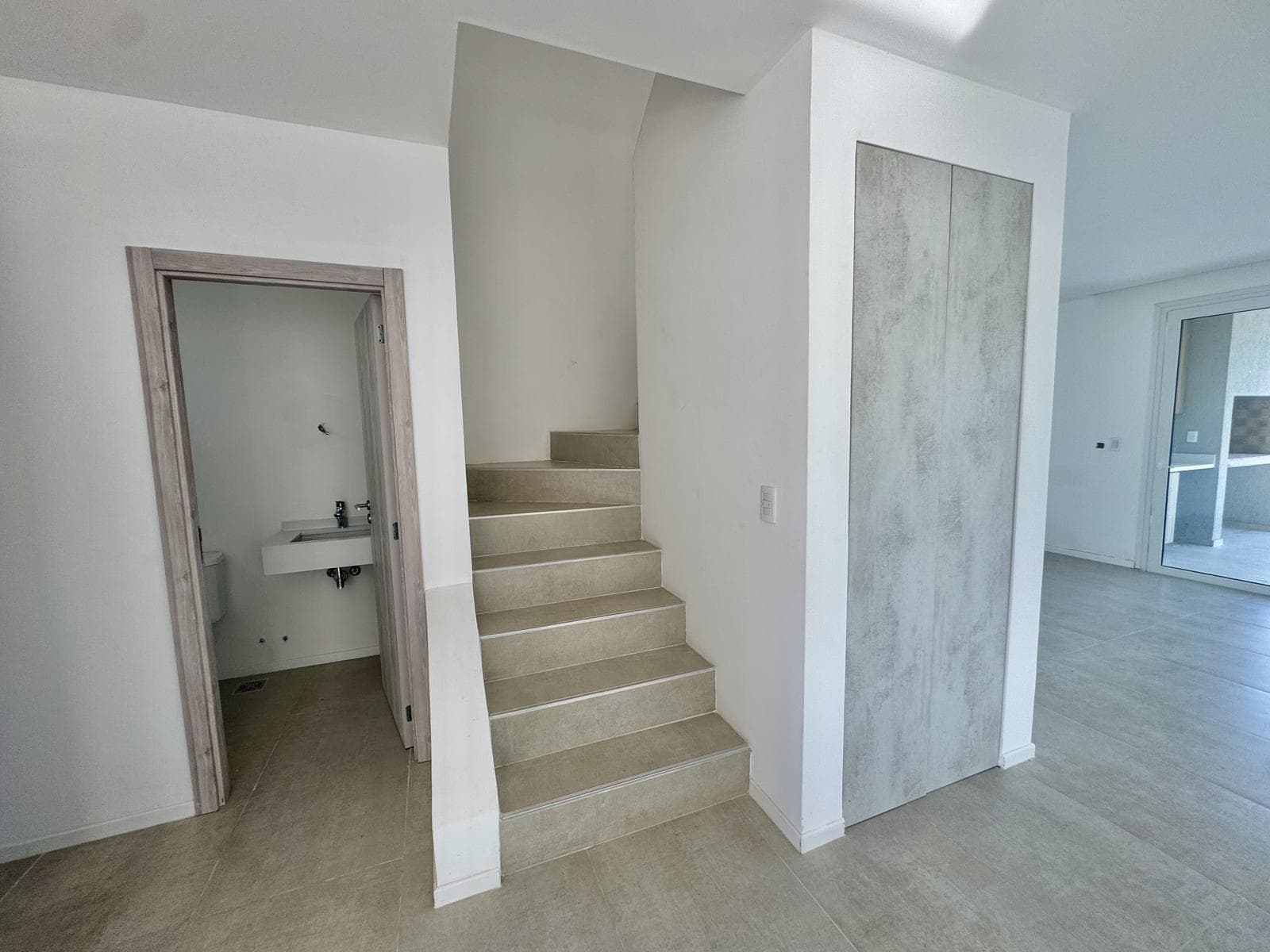 4-Room Apartment for Sale in Pilar